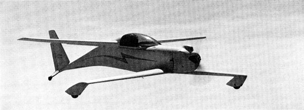Quickie Prototype Flying to Oshkosh